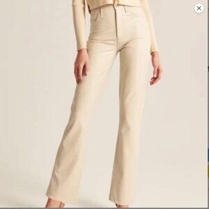 Abercrombie & Fitch I CREAM I Vegan Leather I 90s Straight Pants 33(16) S Curve.